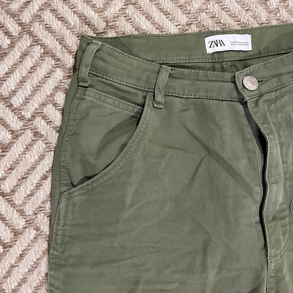 Zara Cargo Green Pants